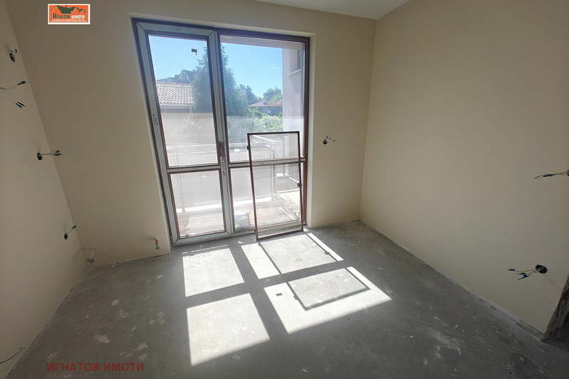 3-bedroom apartment in Pazardjik, Idealen Centyr