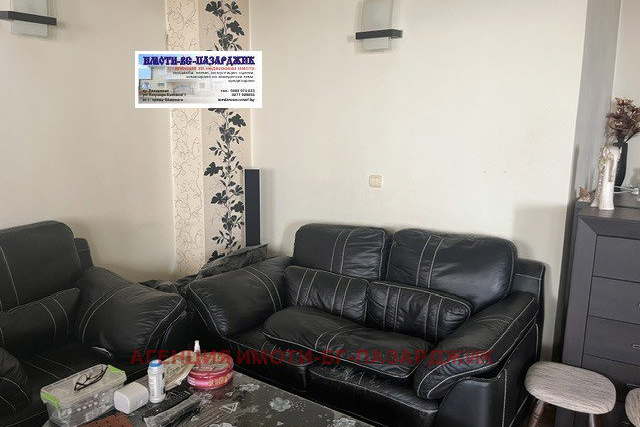 3-bedroom apartment in Pazardjik, Idealen Centyr