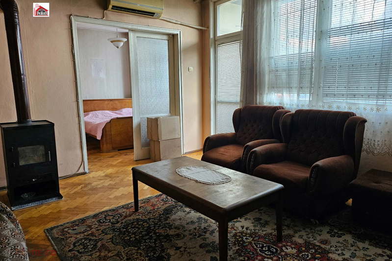 Многостаен апартамент в Пазарджик, Запад