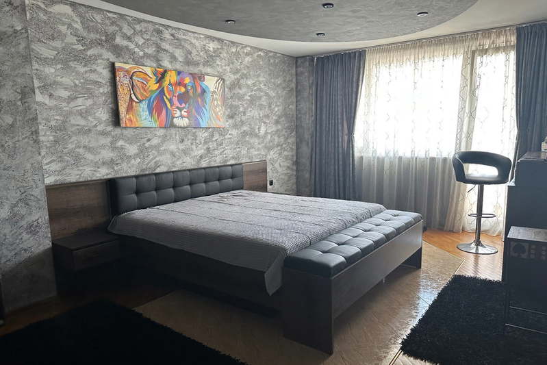 4-bedroom apartment in Pernik, Centyr