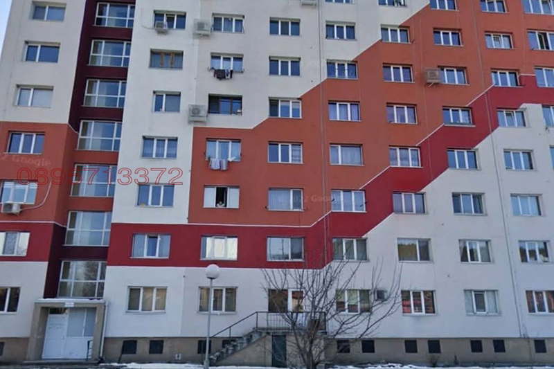 Едностаен апартамент в Перник, Изток