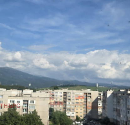 Снимка 4 — Двустаен апартамент в Перник, Изток