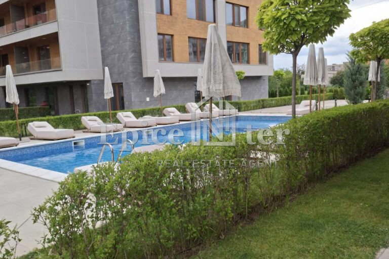 3-bedroom apartment in Pernik, Moshino