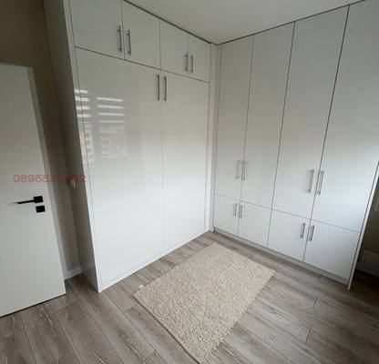 Photo 3 — 3-bedroom apartment in Pernik, Prouchvane