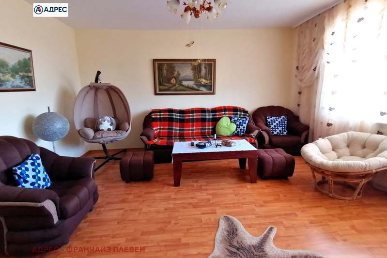 3-bedroom apartment in Pleven, 9-Ti Kvartal