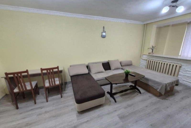 3-bedroom apartment in Pleven, Idealen Centyr