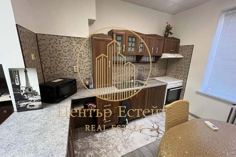3-bedroom apartment in Pleven, Idealen Centyr