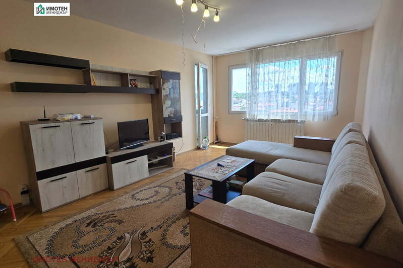 3-bedroom apartment in Pleven, Shirok Centyr