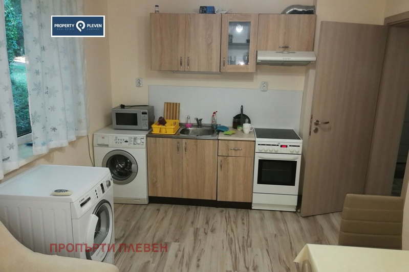 3-bedroom apartment in Pleven, Shirok Centyr