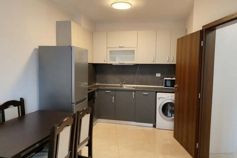 3-bedroom apartment in Pleven, Shirok Centyr