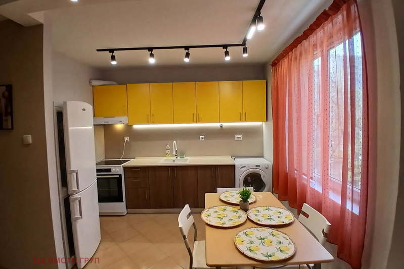2-bedroom apartment in Plovdiv, Centyr