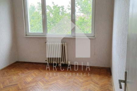 3-стаен апартамент в Център, Пловдив с тераса
