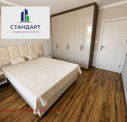 Снимка 4 — Тристаен апартамент с тераса в Център, Съдийски, Пловдив