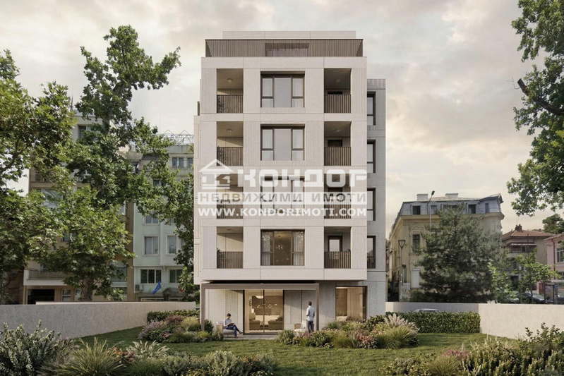 3-bedroom apartment in Plovdiv, Centyr