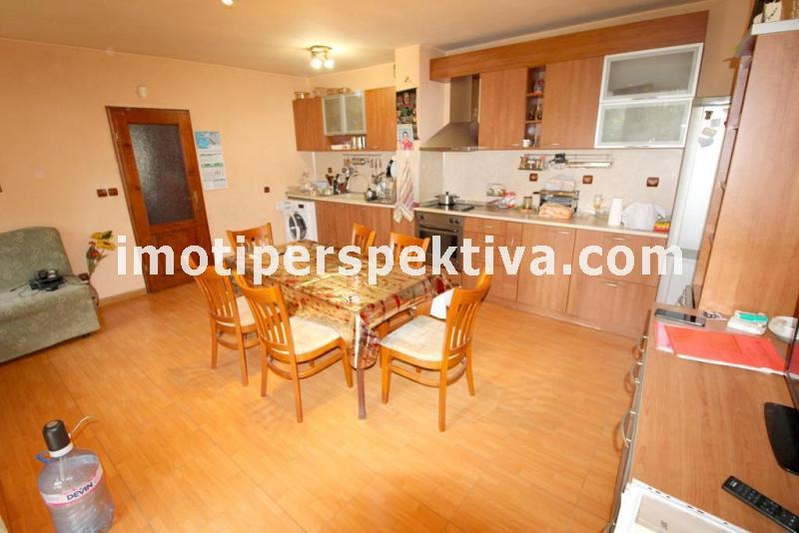 3-bedroom apartment in Plovdiv, Centyr