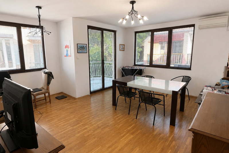 3-bedroom apartment in Plovdiv, Centyr