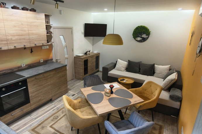 3-bedroom apartment in Plovdiv, Centyr