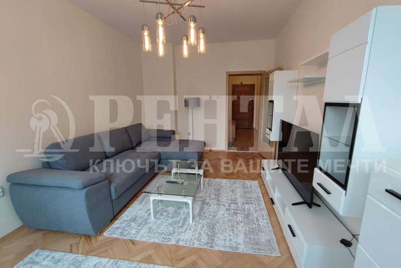 Two-room apartment in Plovdiv Center with balcony and elevator