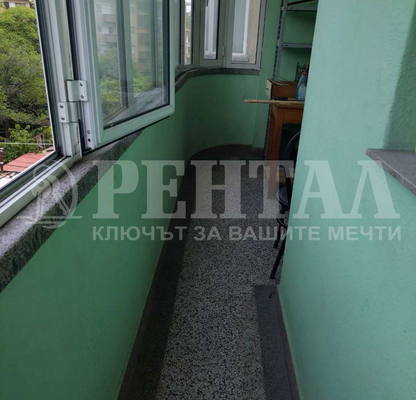 Снимка 3 — 3-стаен апартамент с две тераси в Център, Пловдив