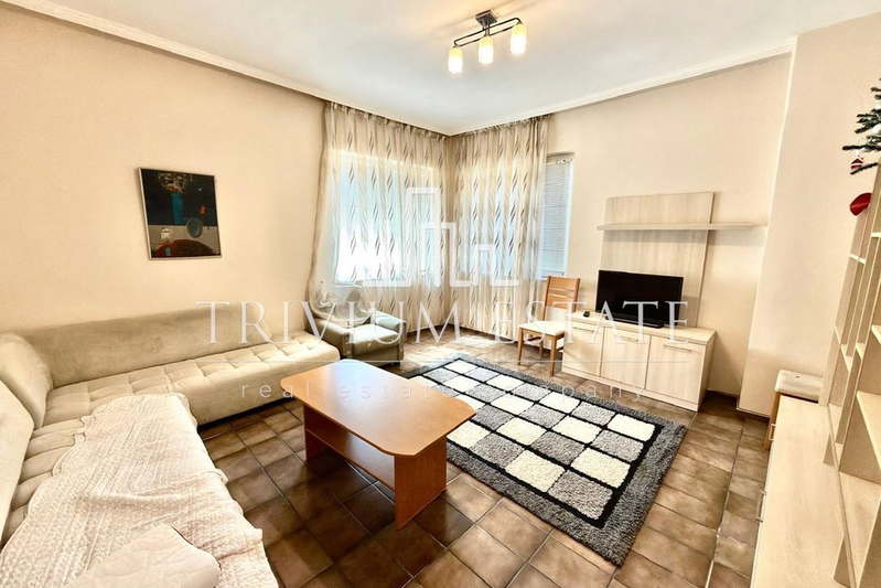 4-bedroom apartment in Plovdiv, Centyr