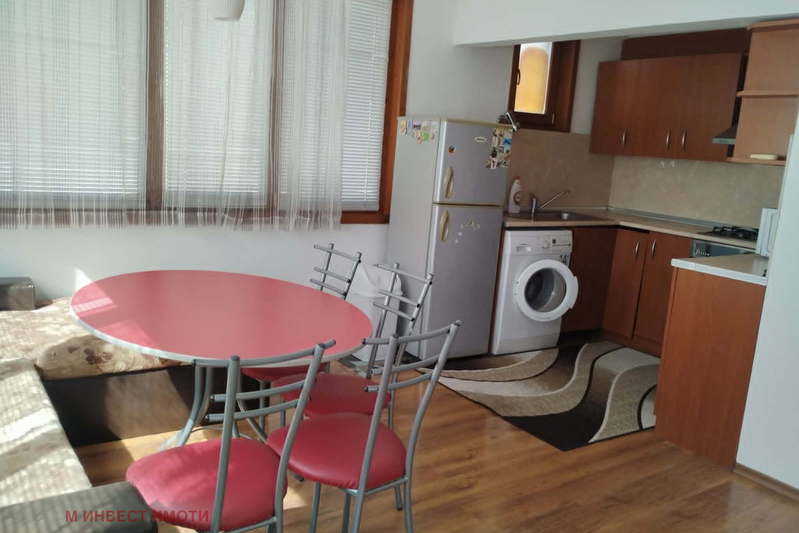 4-bedroom apartment in Plovdiv, Centyr