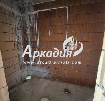 Снимка 4 — Двустаен апартамент в Христо Смирненски, Пловдив с тераса