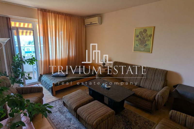 2-стаен апартамент с тераса в кв. Христо Смирненски, Пловдив