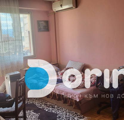 Снимка 3 — Двустаен апартамент с две тераси в Изгрев, Пловдив