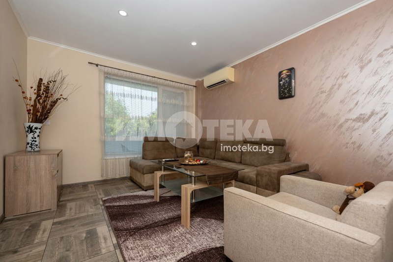 2-bedroom apartment in Plovdiv, Izgrev
