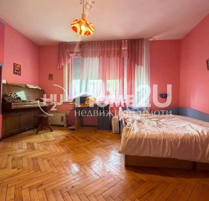 Снимка 5 — Тристаен апартамент с 4 отделни стаи в Каменица 1, Пловдив