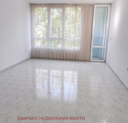 Снимка 5 — Тристаен апартамент в Каменица 1 с две тераси