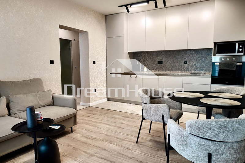 3-bedroom apartment in Plovdiv, Kamenica 1