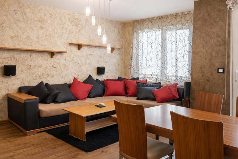 3-bedroom apartment in Plovdiv, Kamenica 1