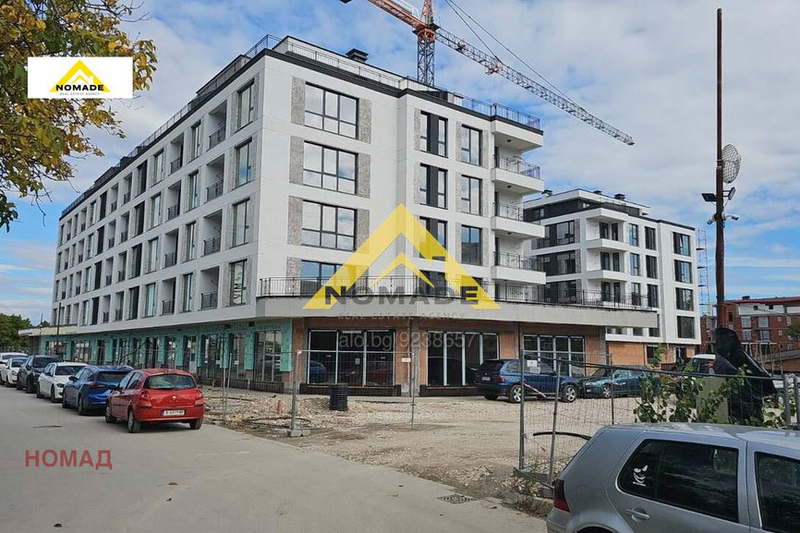 Двустаен апартамент в Кършияка с тераса, Пловдив