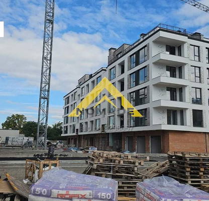 Снимка 3 — Двустаен апартамент в Кършияка с тераса, Пловдив