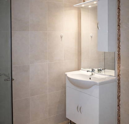 Photo 4 — Two-room apartment in Karshiyaka with terrace and elevator