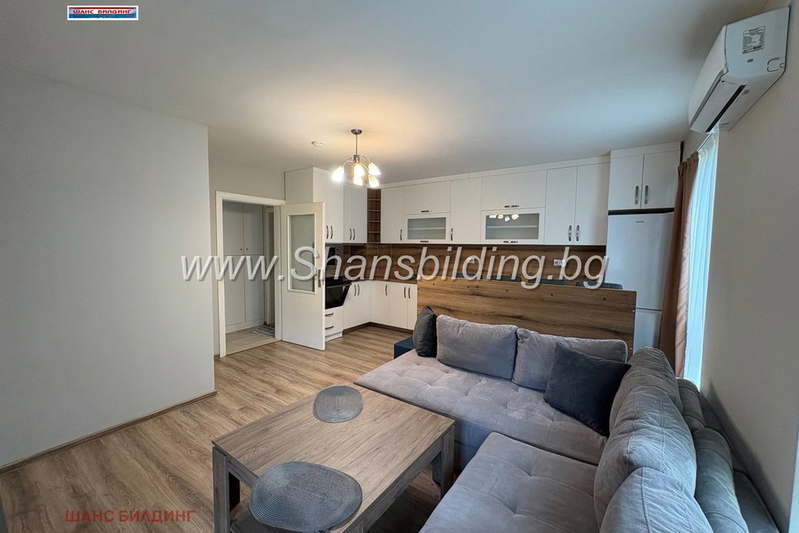 3-bedroom apartment in Plovdiv, Kyrshiyaka