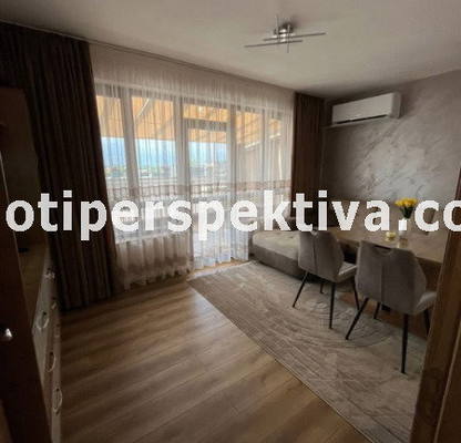 Снимка 3 — Двустаен апартамент с тераса в Кючук Париж, Пловдив