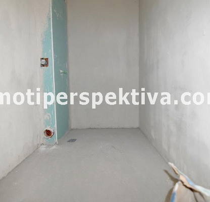 Снимка 5 — Двустаен апартамент с тераса в Кючук Париж, Пловдив