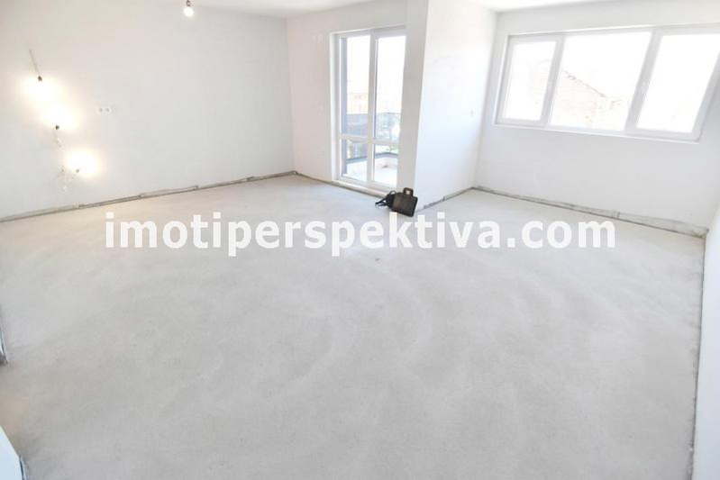 Three-room apartment with two terraces in Kyuchuk Parij, Plovdiv