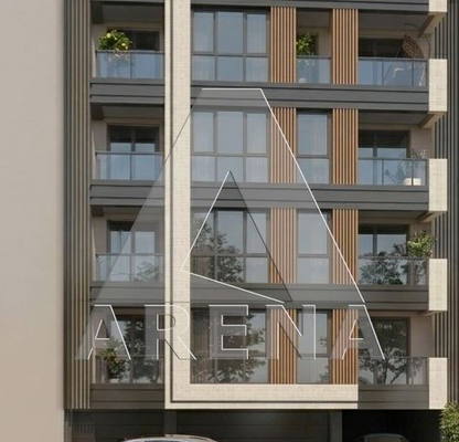 Снимка 2 — Тристаен апартамент в Кючук Париж с две тераси