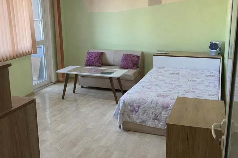 Едностаен апартамент в Кючук Париж, Пловдив с асансьор