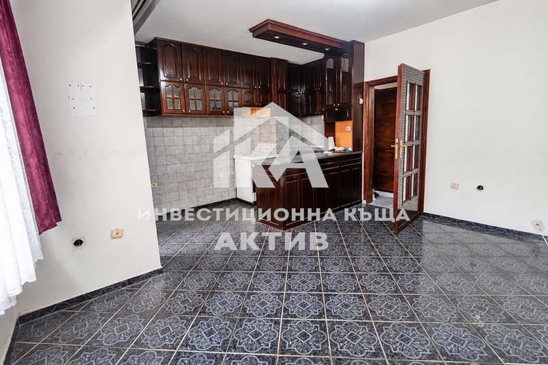 3-bedroom apartment in Plovdiv, Marasha