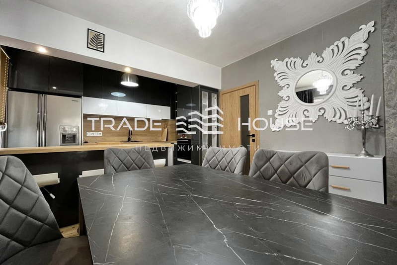 4-bedroom apartment in Plovdiv, Marasha