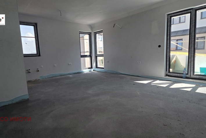 3-bedroom apartment in Plovdiv, Ostromila