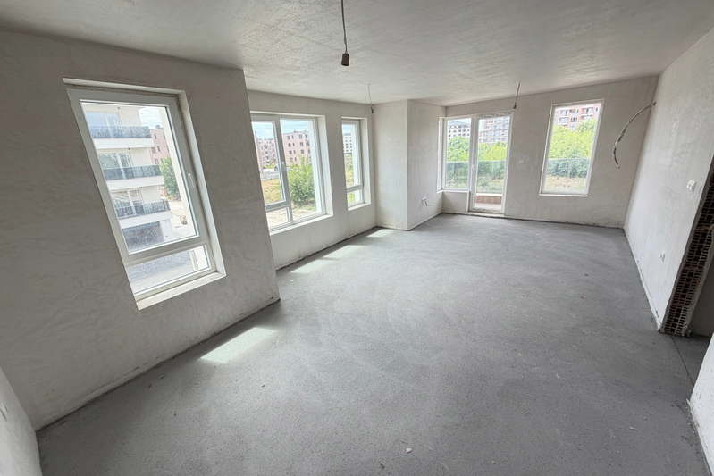 3-bedroom apartment in Plovdiv, Ostromila
