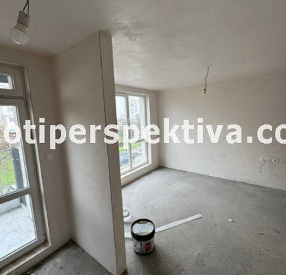 Снимка 3 — Двустаен апартамент с две тераси в Тракия, Пловдив