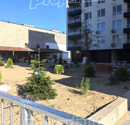 Снимка 5 — Тристаен апартамент в Тракия, Пловдив с тераса