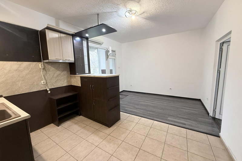 3-bedroom apartment in Plovdiv, Trakiya