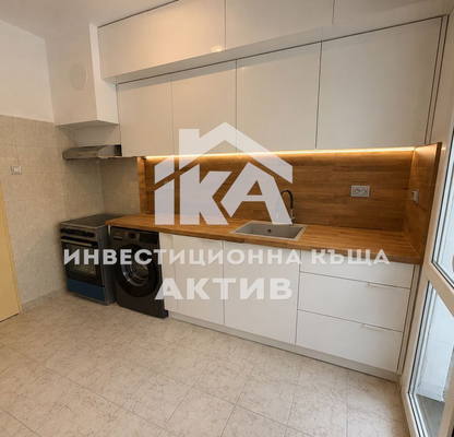 Снимка 5 — Тристаен апартамент с две тераси в кв. Въстанически, Пловдив